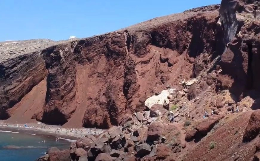 Čuvena Crvena plaža na Santoriniju više ne postoji
